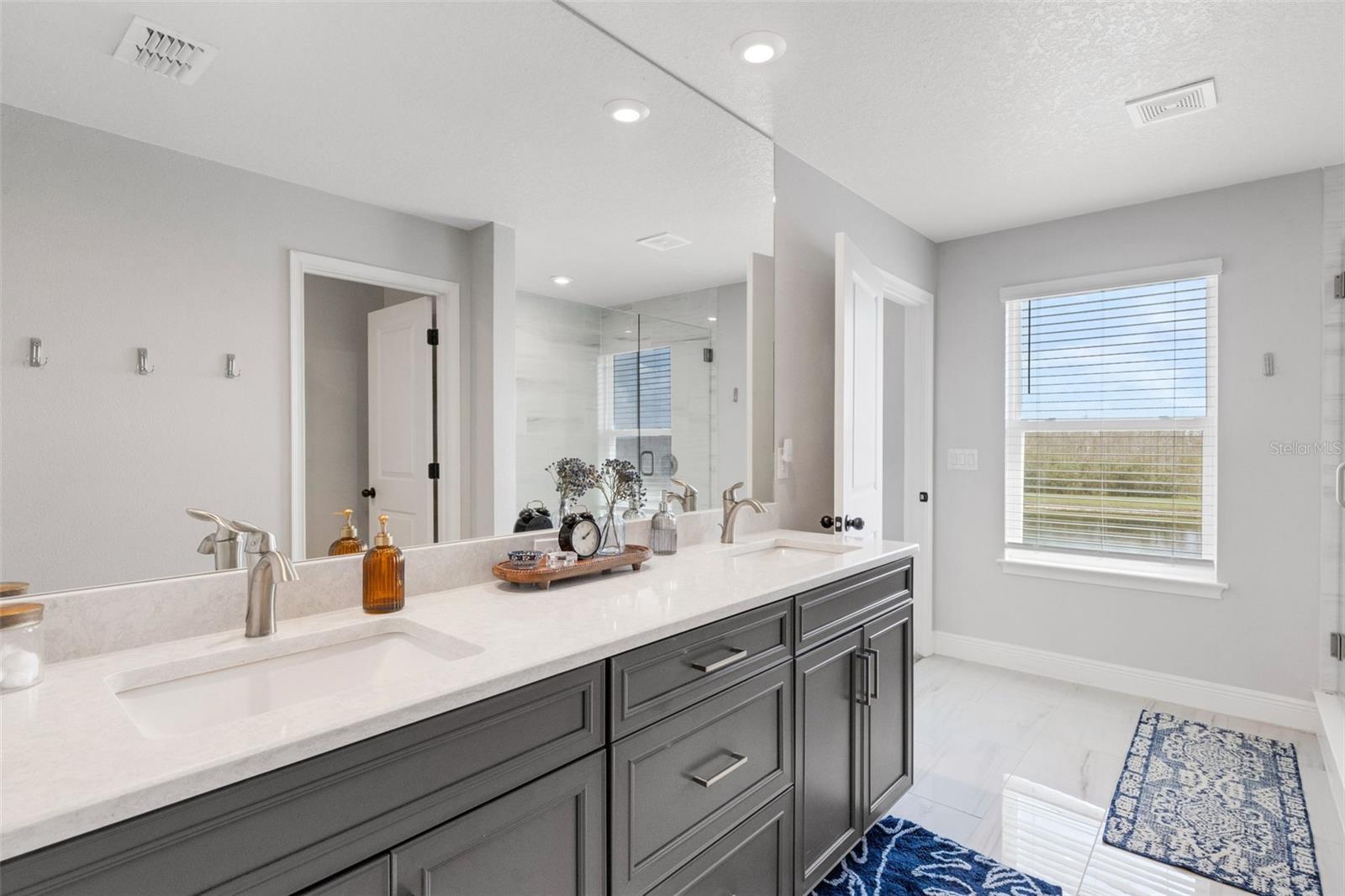 Image 27 of 74 For 19298 Blue Pond Drive