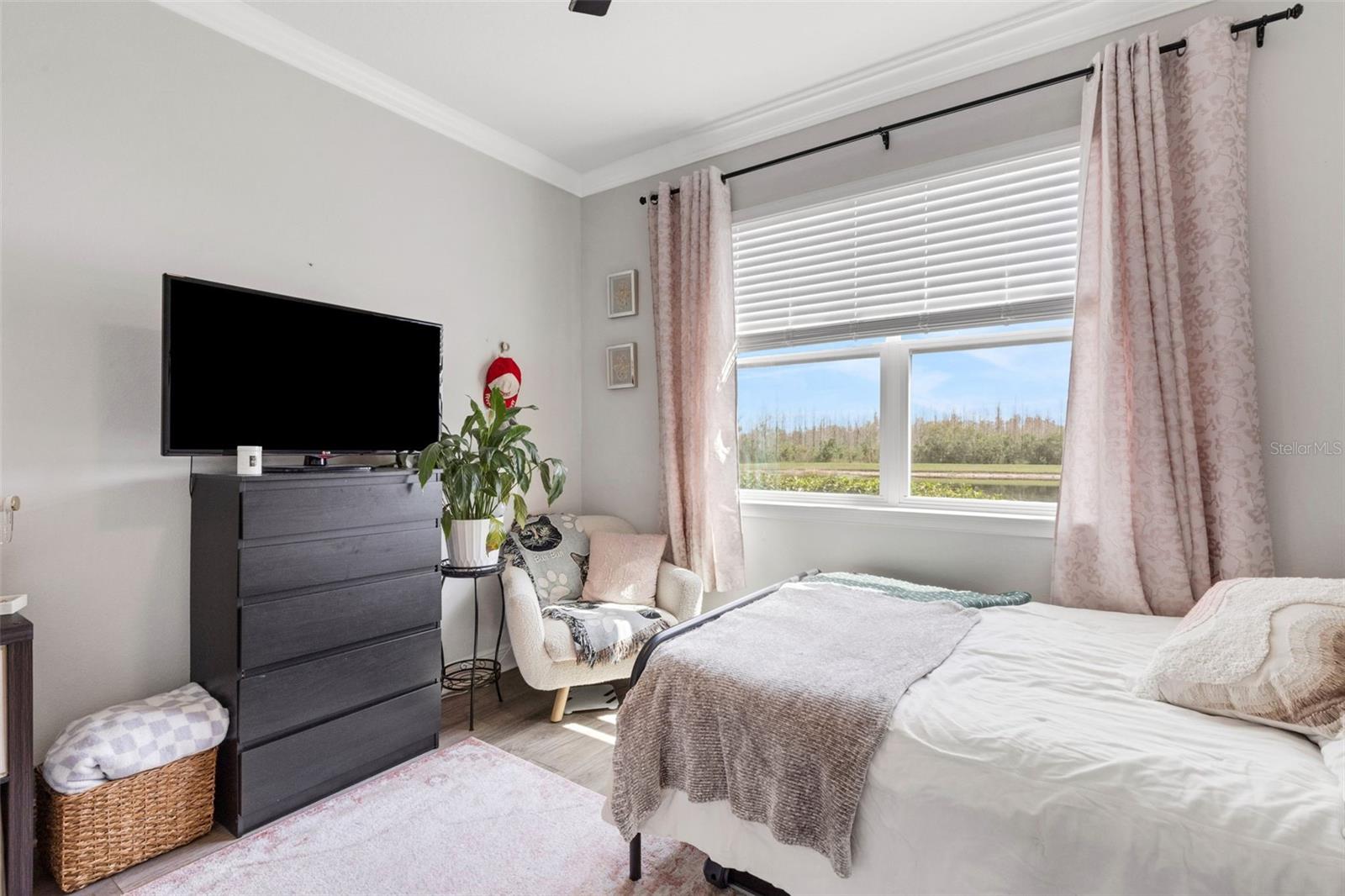 Image 48 of 74 For 19298 Blue Pond Drive