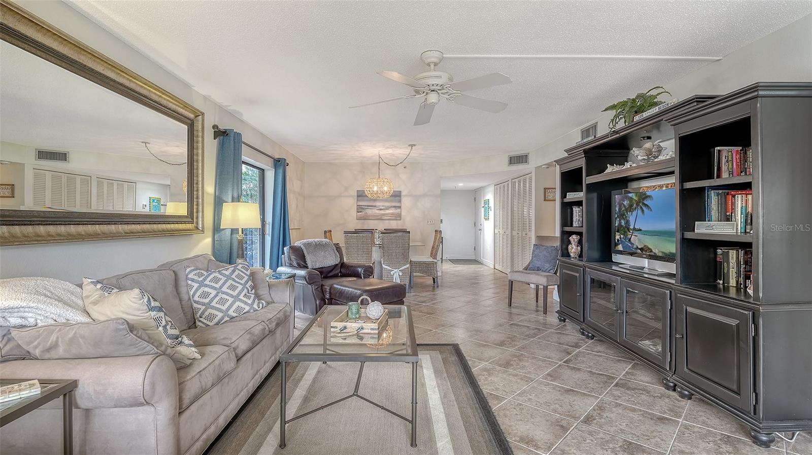 Image 12 of 45 For 1001 Benjamin Franklin Drive 110