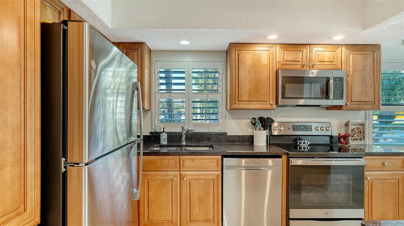 Image 2 of 45 For 1001 Benjamin Franklin Drive 110