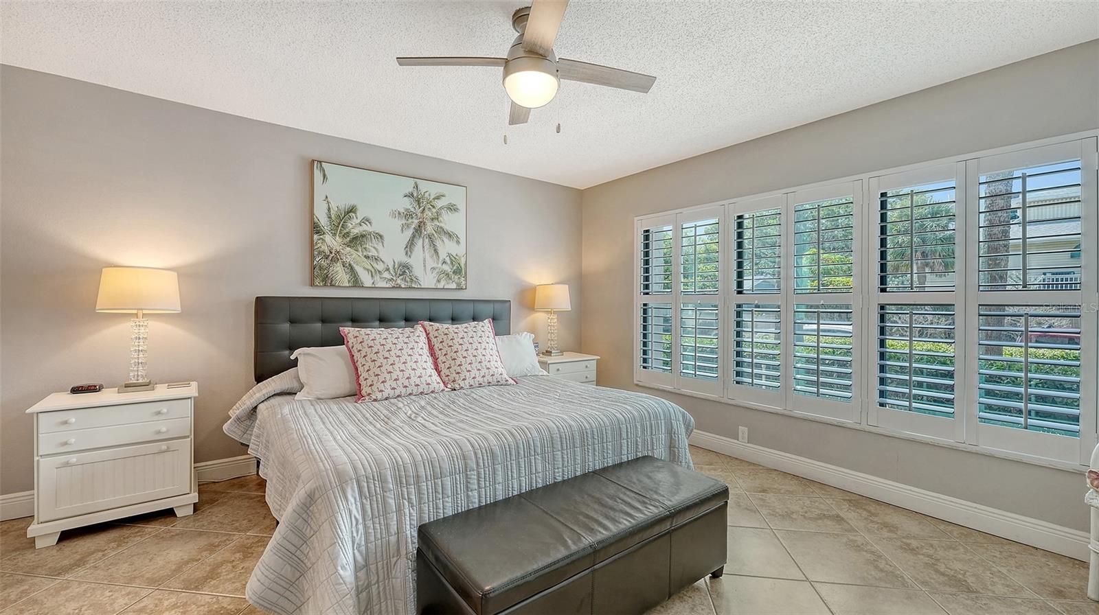 Image 22 of 45 For 1001 Benjamin Franklin Drive 110