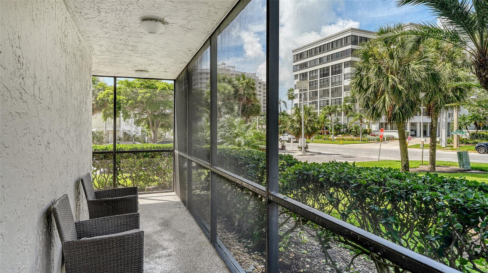 Image 33 of 45 For 1001 Benjamin Franklin Drive 110