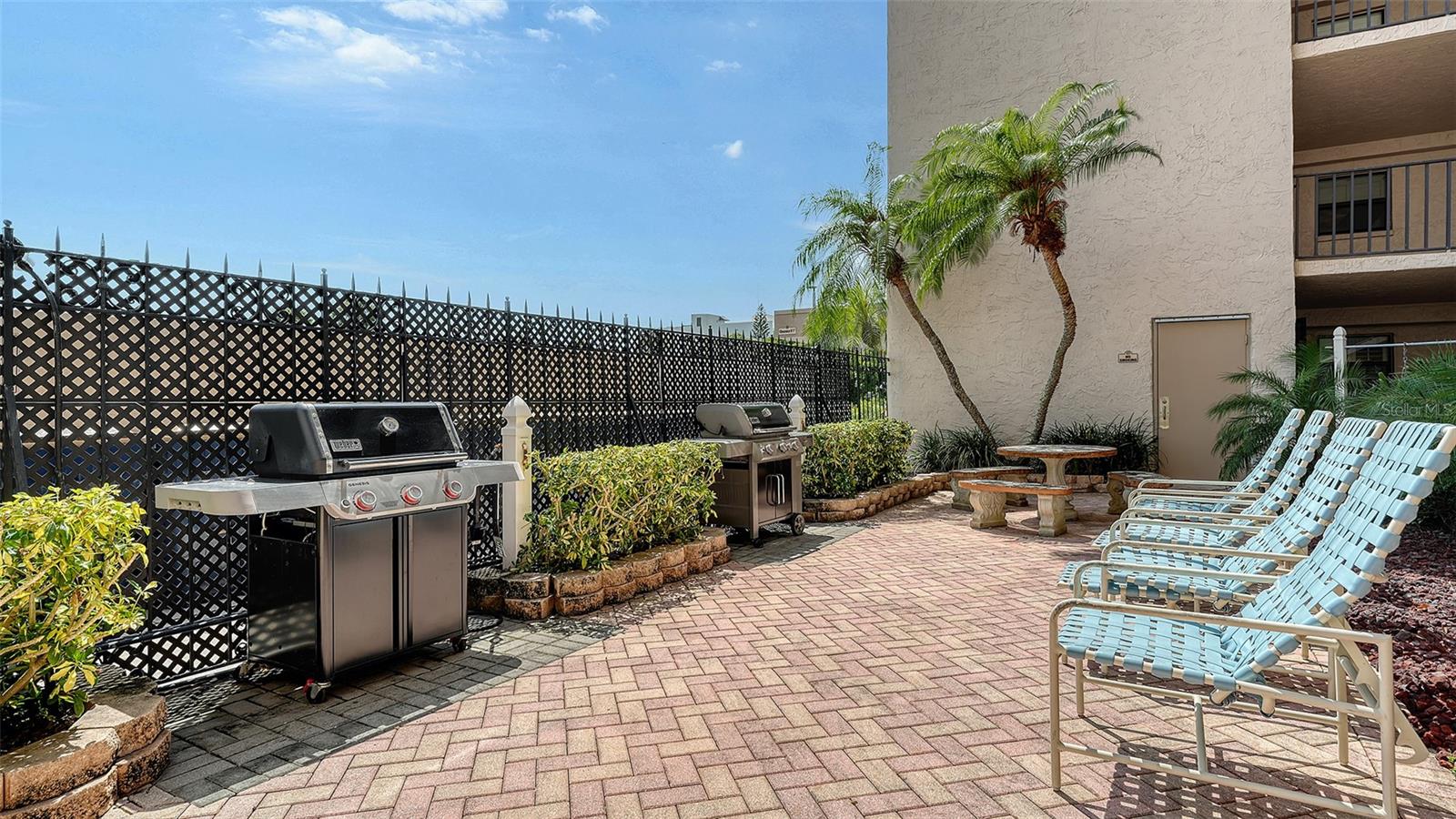 Image 42 of 45 For 1001 Benjamin Franklin Drive 110