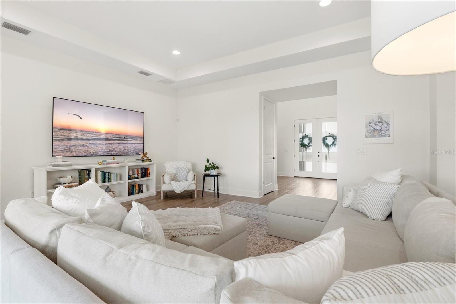 Image 13 of 84 For 6152 Lungo Lago Drive