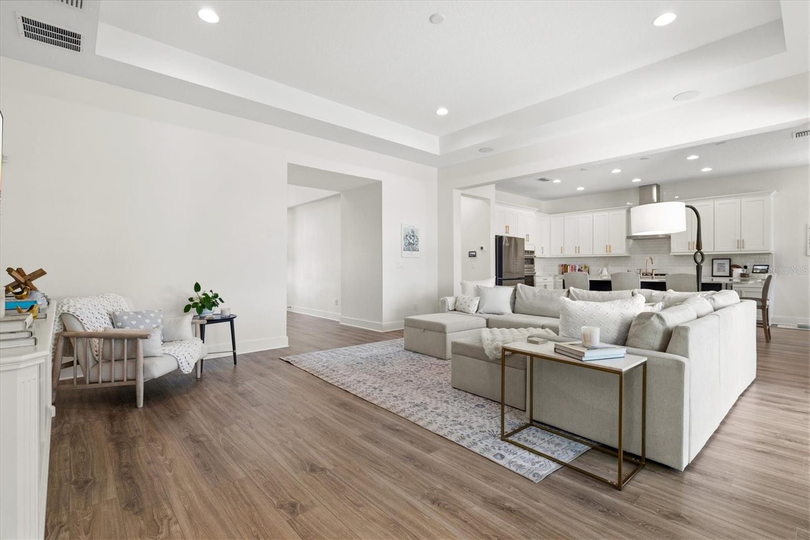 Image 14 of 84 For 6152 Lungo Lago Drive