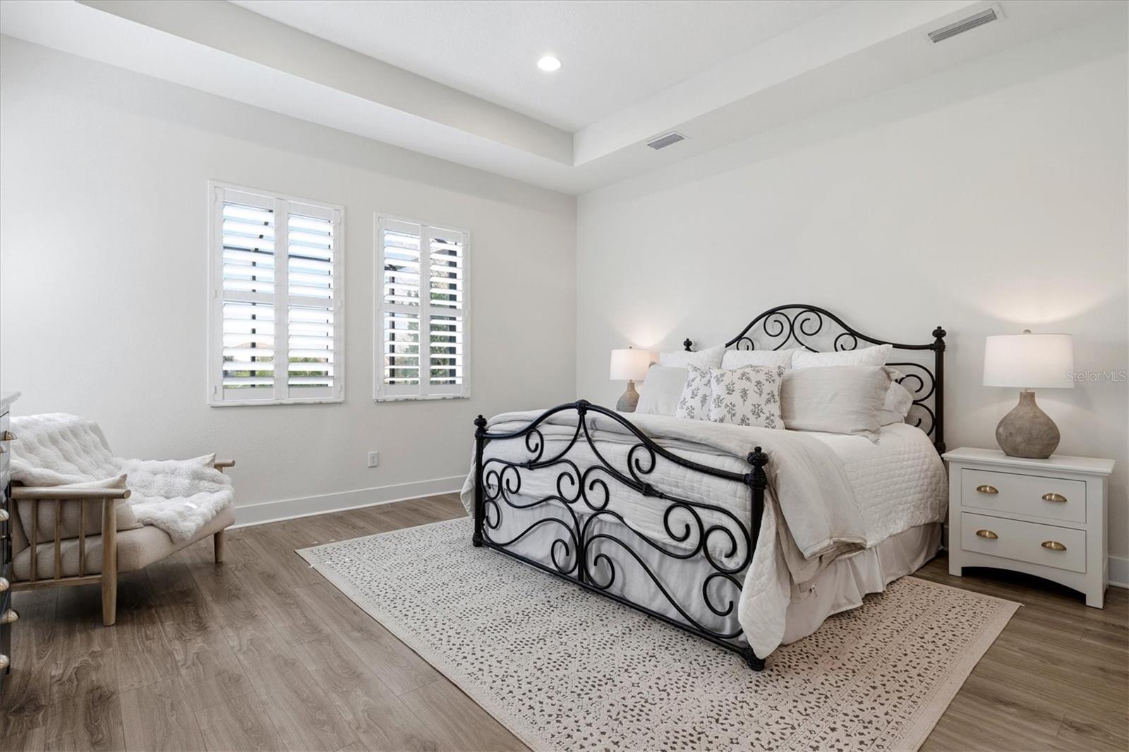 Image 28 of 84 For 6152 Lungo Lago Drive