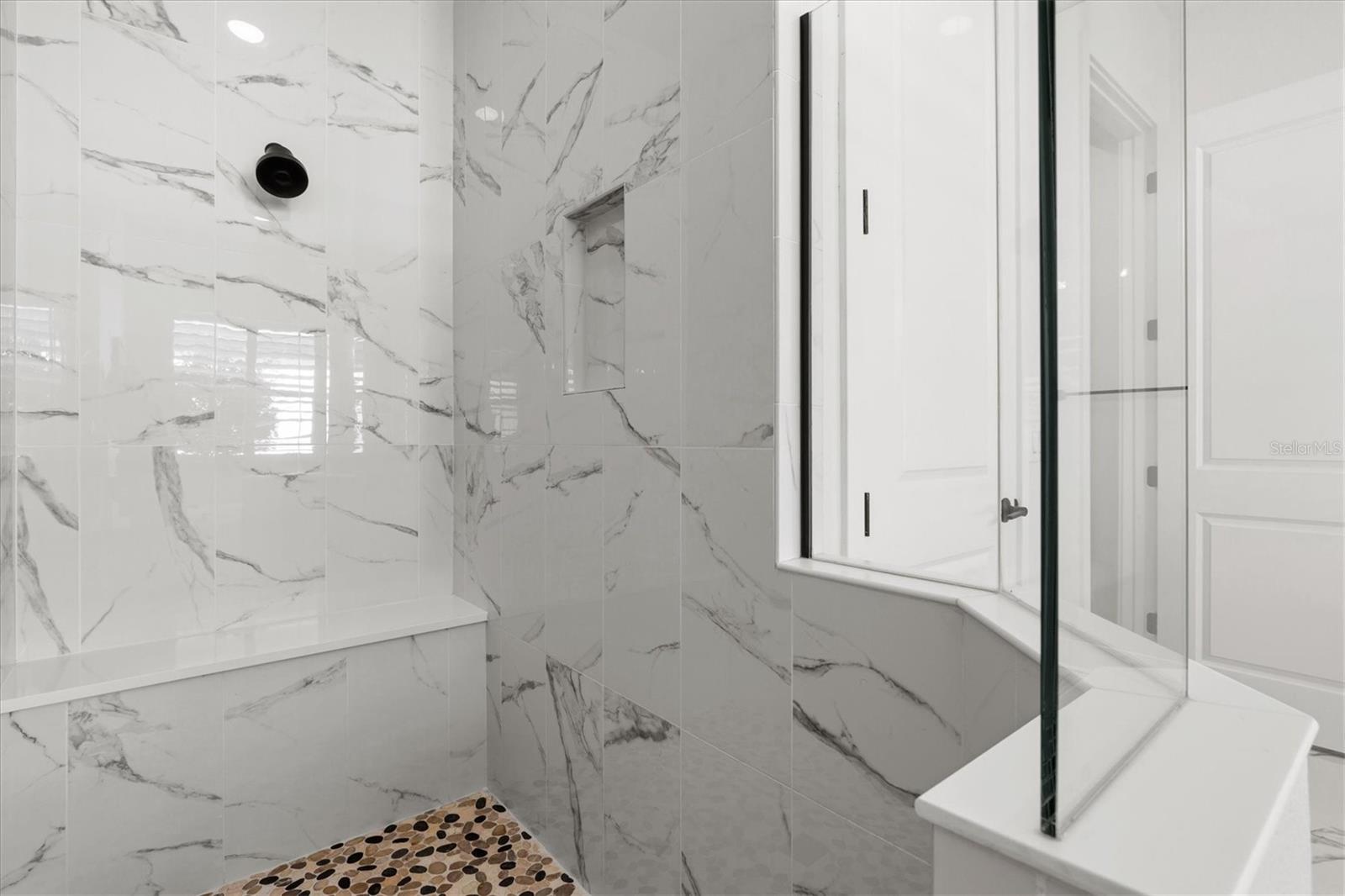 Image 33 of 84 For 6152 Lungo Lago Drive