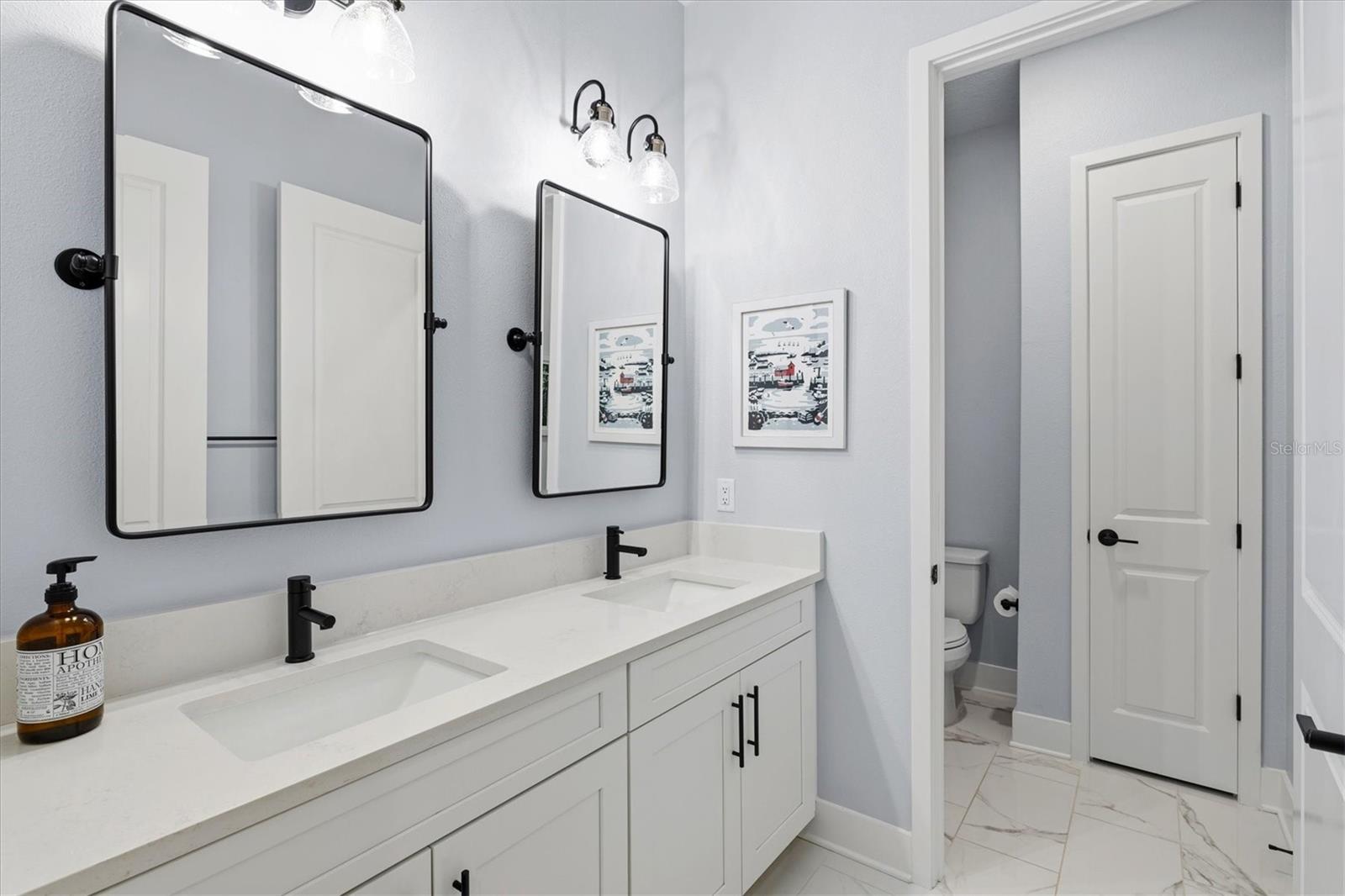 Image 37 of 84 For 6152 Lungo Lago Drive