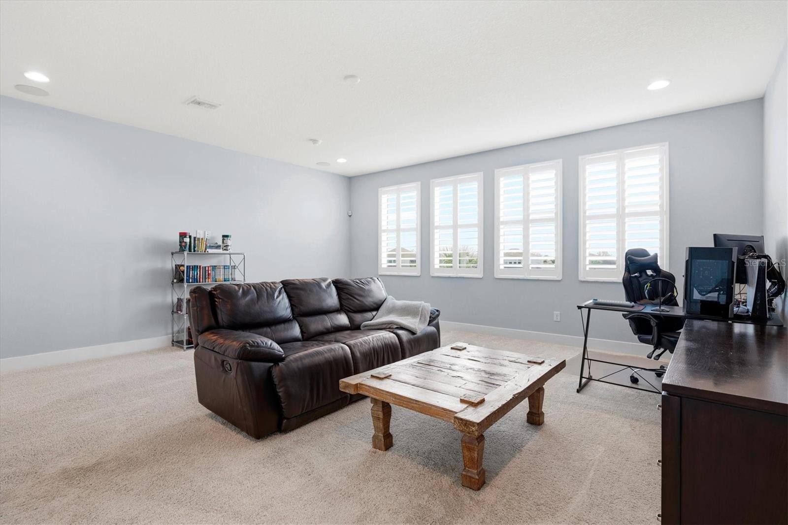 Image 43 of 84 For 6152 Lungo Lago Drive