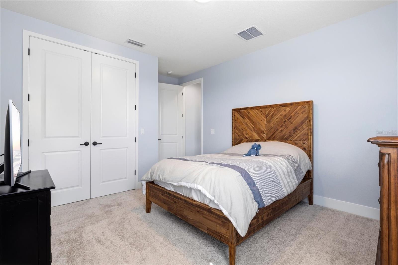 Image 49 of 84 For 6152 Lungo Lago Drive