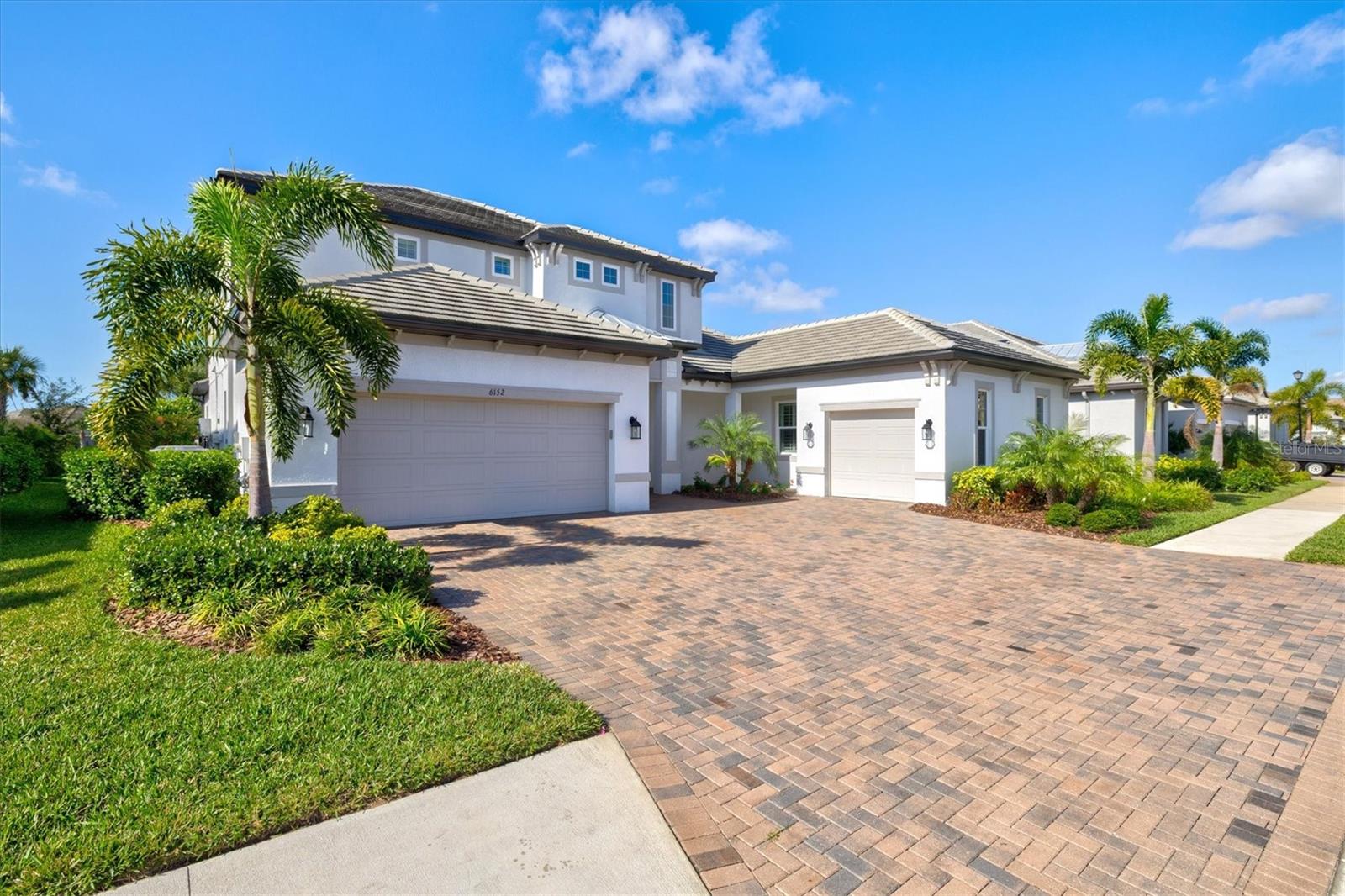 Image 71 of 84 For 6152 Lungo Lago Drive