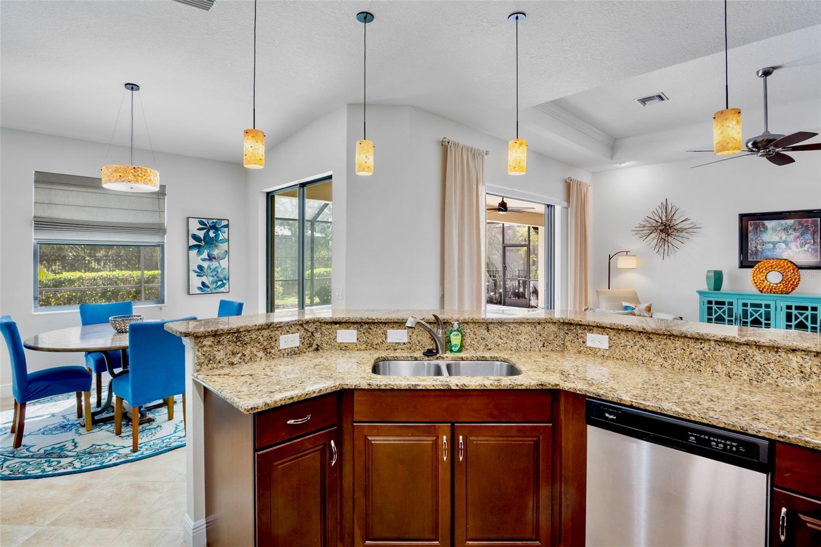 Image 16 of 49 For 7608 Rio Bella