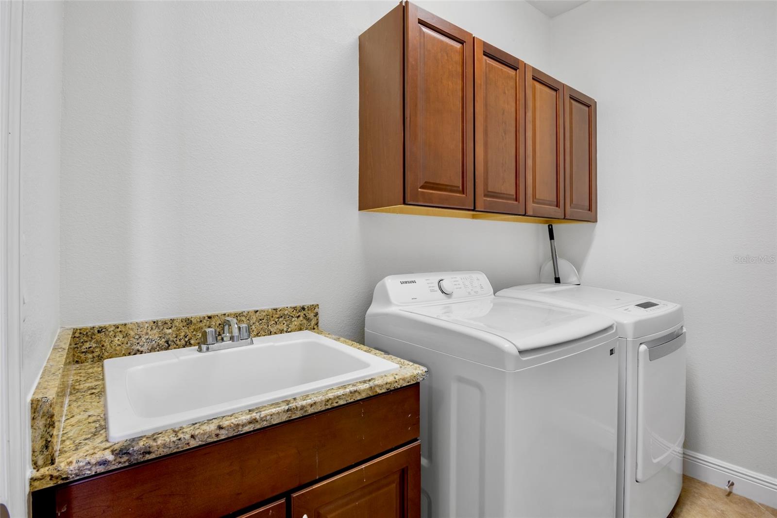 Image 36 of 49 For 7608 Rio Bella