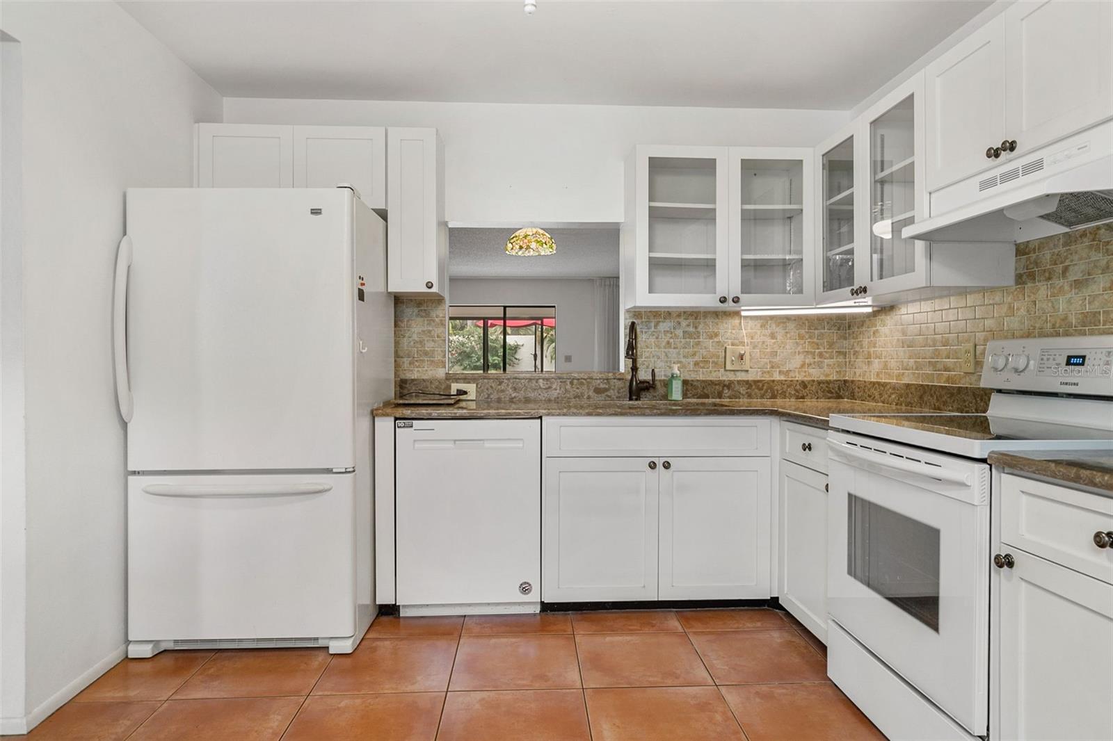 Image 13 of 62 For 509 Lakeside Drive 509