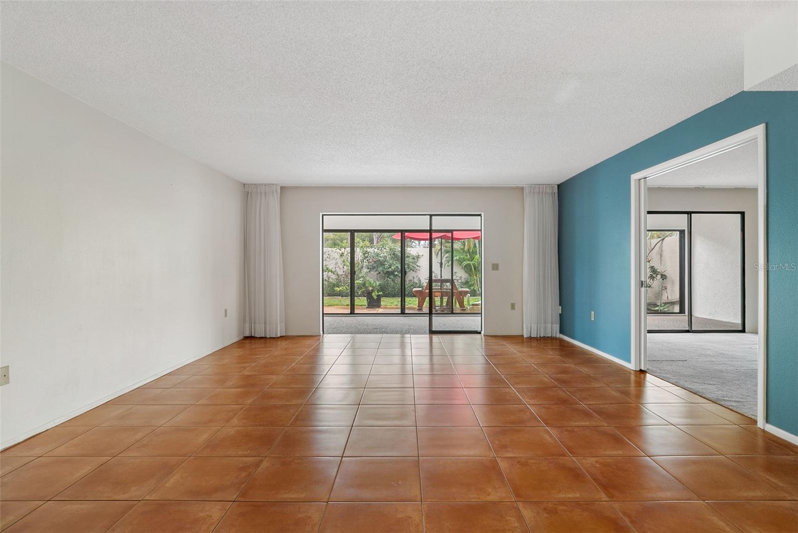 Image 25 of 62 For 509 Lakeside Drive 509