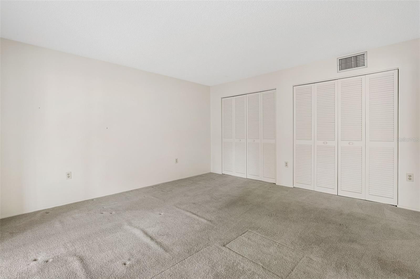 Image 29 of 62 For 509 Lakeside Drive 509