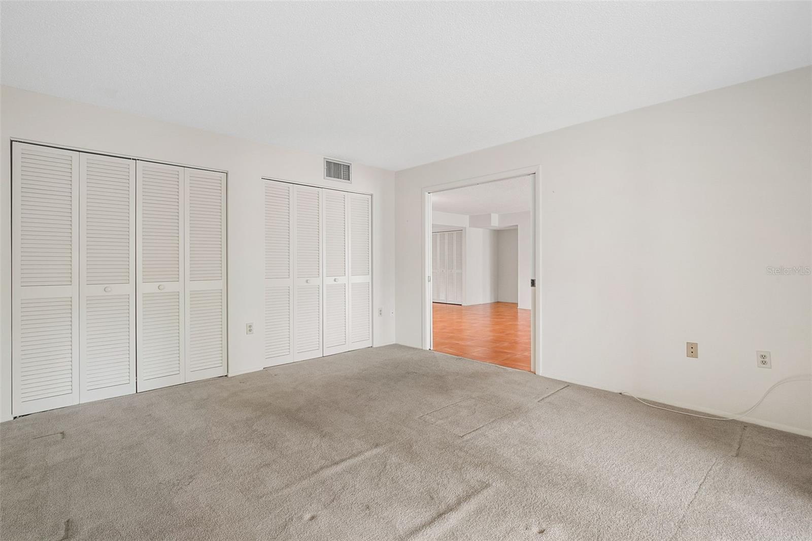 Image 30 of 62 For 509 Lakeside Drive 509