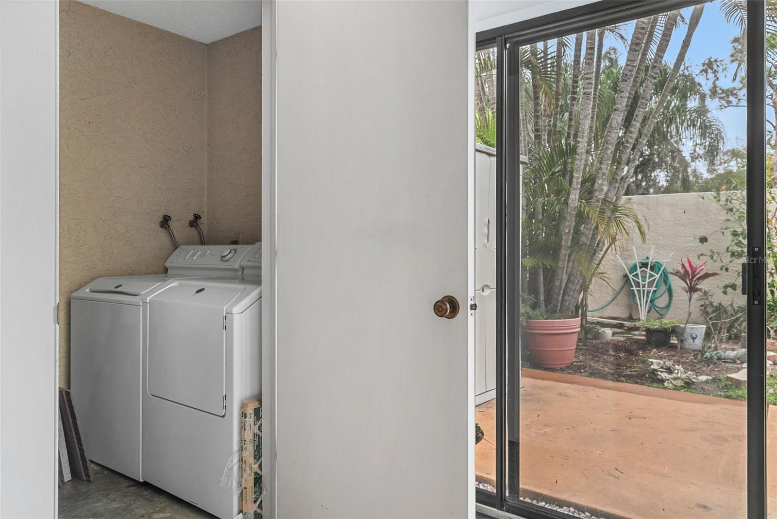 Image 41 of 62 For 509 Lakeside Drive 509