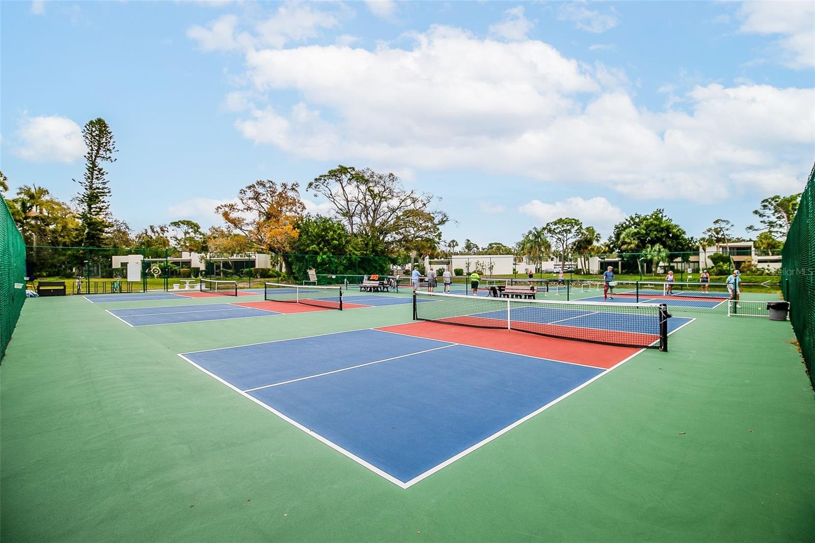 Image 45 of 62 For 509 Lakeside Drive 509