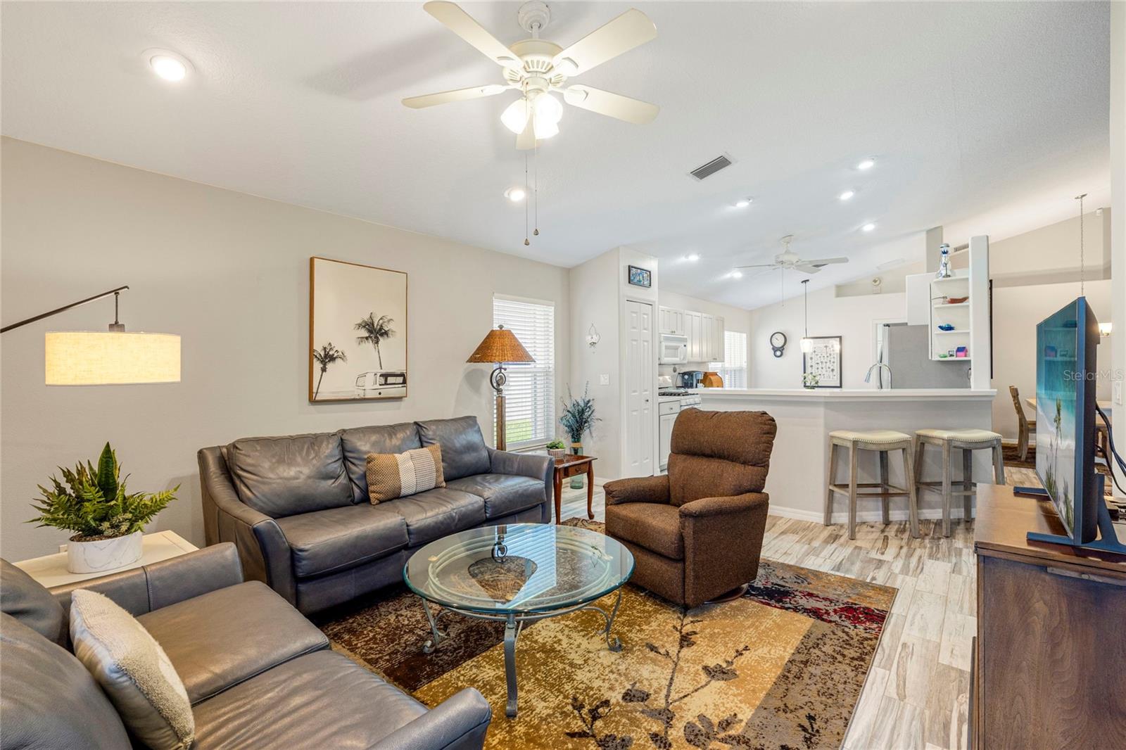 Image 14 of 44 For 5113 Flagstone Drive