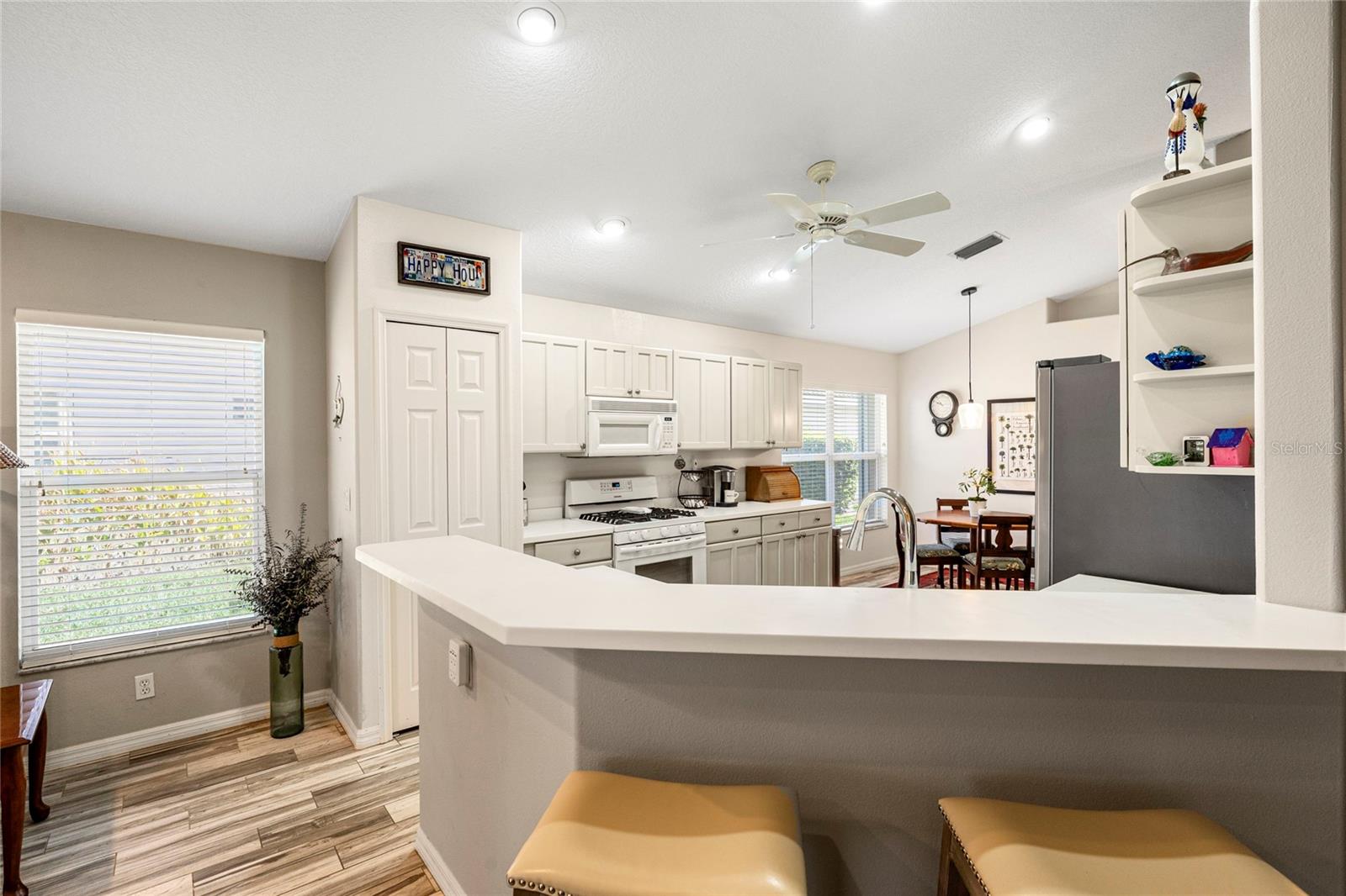 Image 17 of 44 For 5113 Flagstone Drive