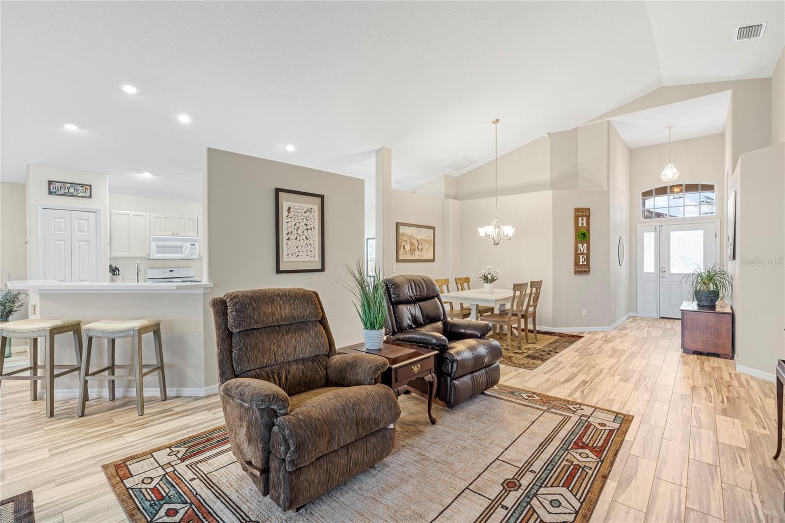 Image 7 of 44 For 5113 Flagstone Drive