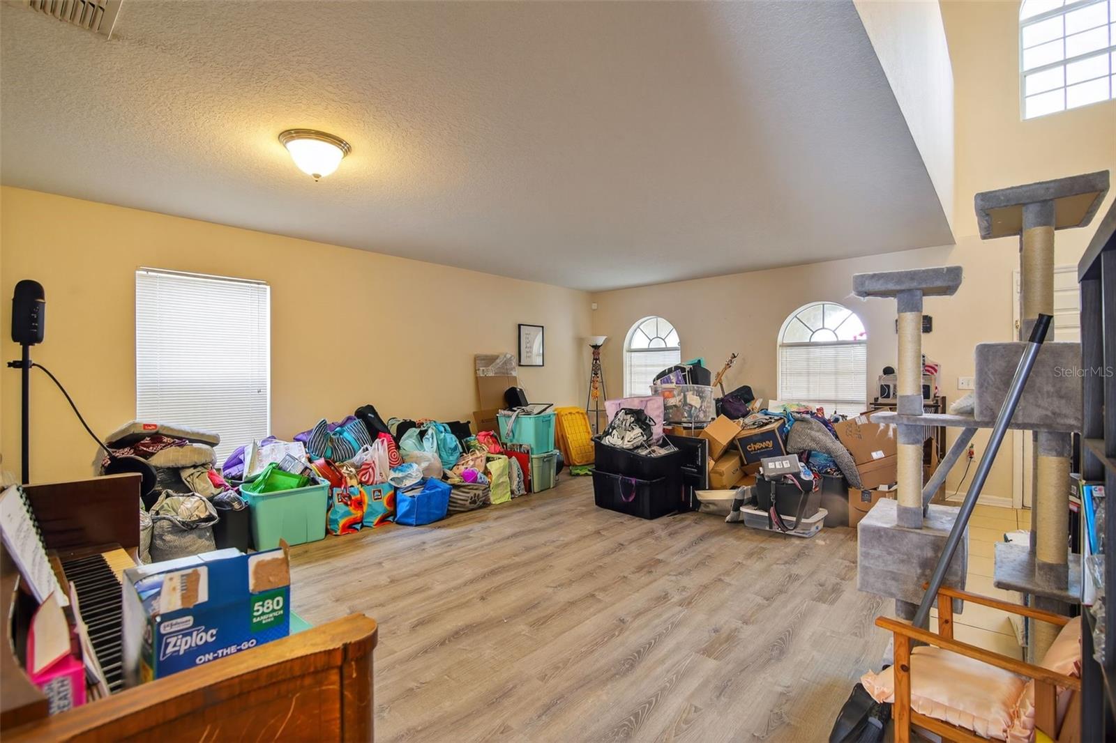 Image 4 of 31 For 24301 6th Place