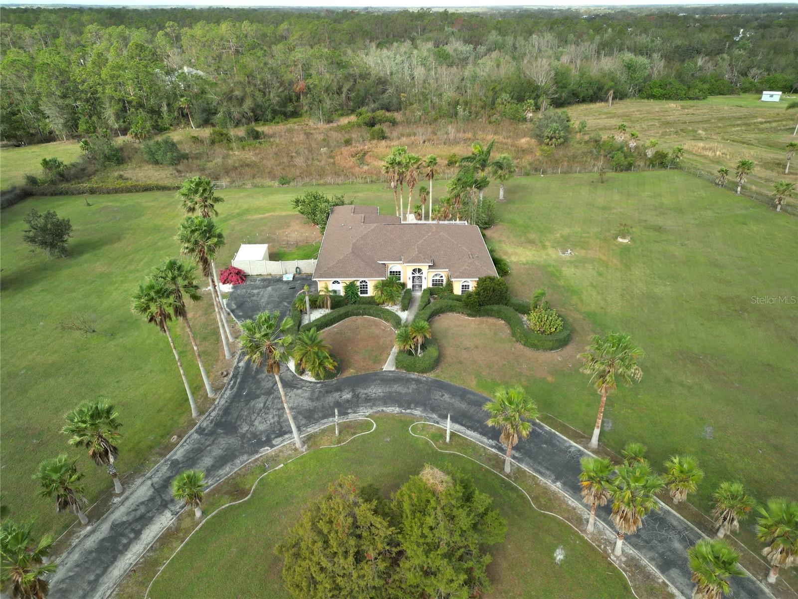 Details for 952 Bel Air Star Parkway, SARASOTA, FL 34240