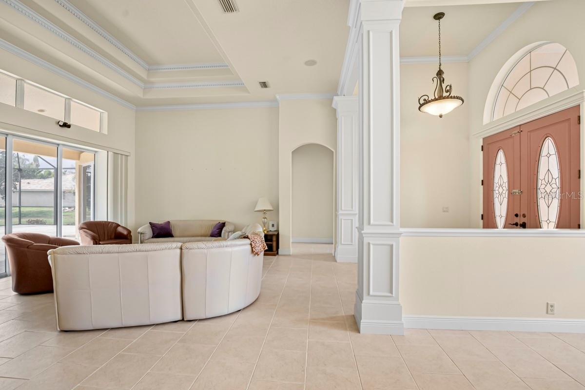 Image 10 of 61 For 6197 9th Avenue Circle Ne