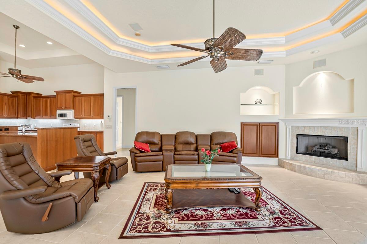 Image 16 of 61 For 6197 9th Avenue Circle Ne