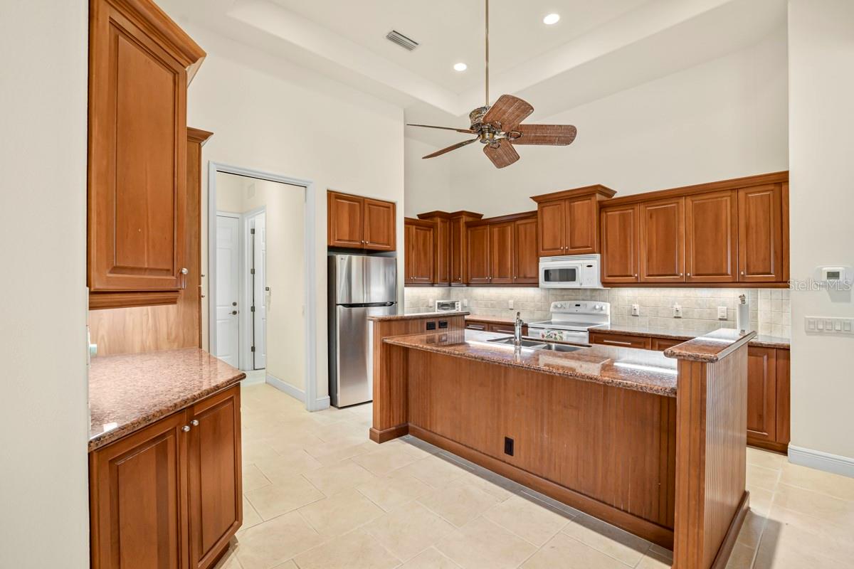 Image 21 of 61 For 6197 9th Avenue Circle Ne