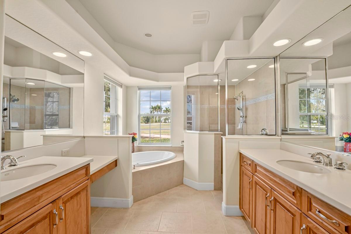 Image 32 of 61 For 6197 9th Avenue Circle Ne