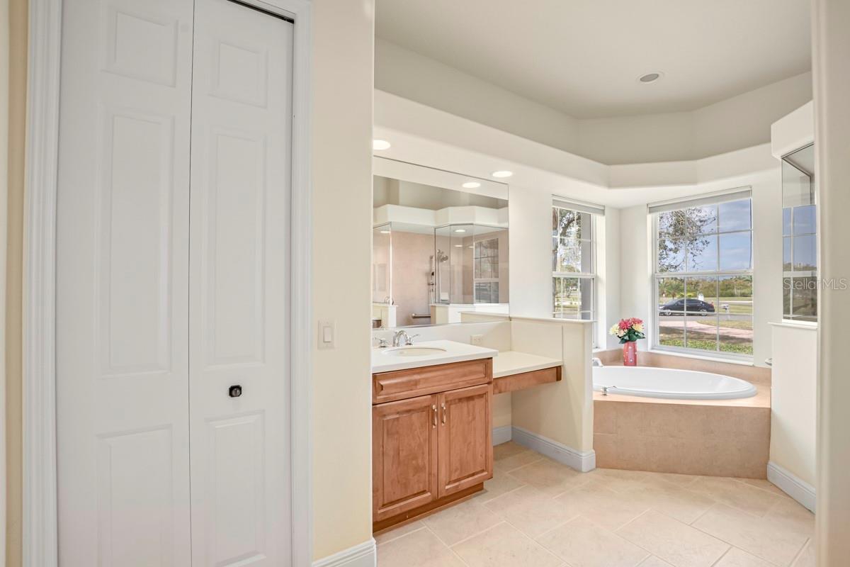 Image 35 of 61 For 6197 9th Avenue Circle Ne