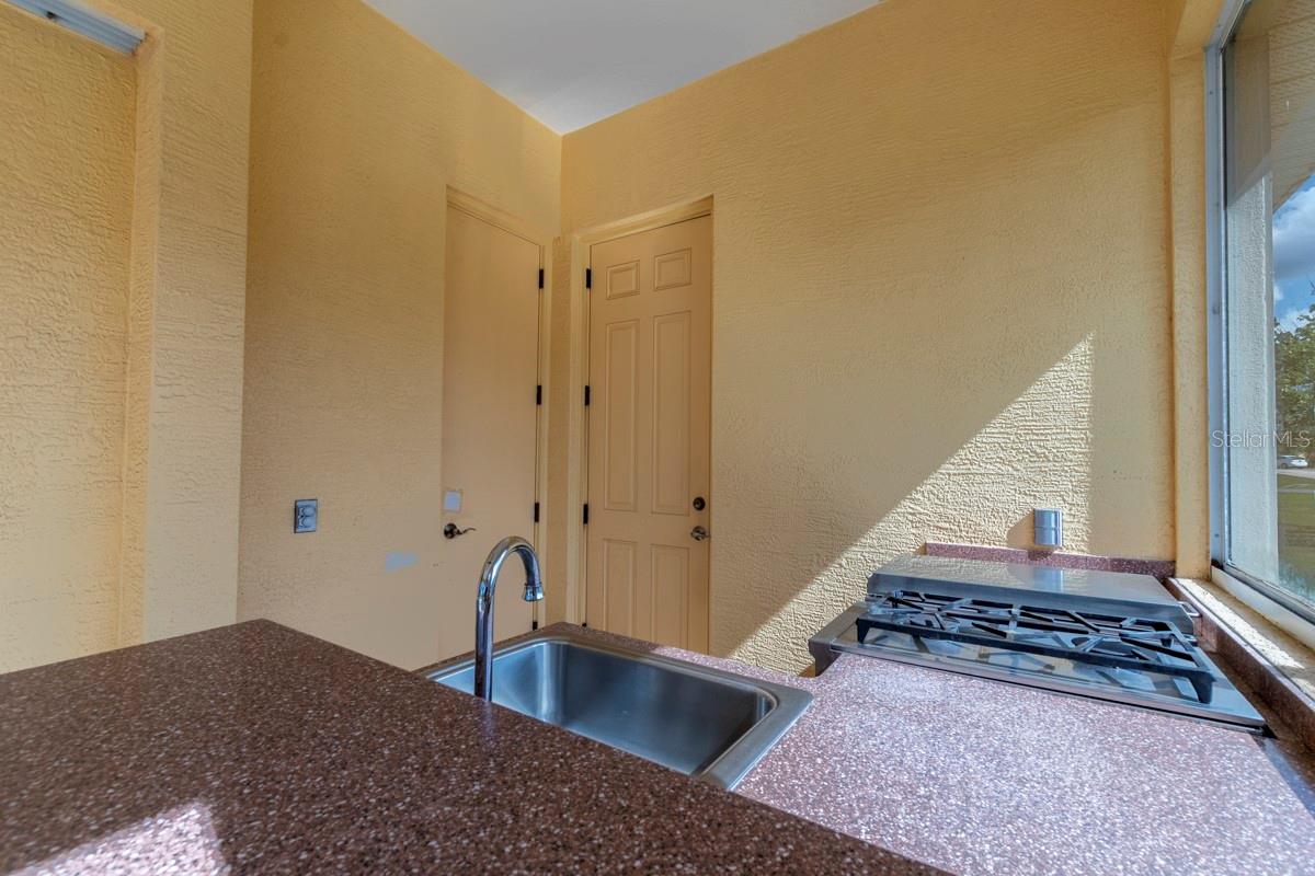 Image 44 of 61 For 6197 9th Avenue Circle Ne