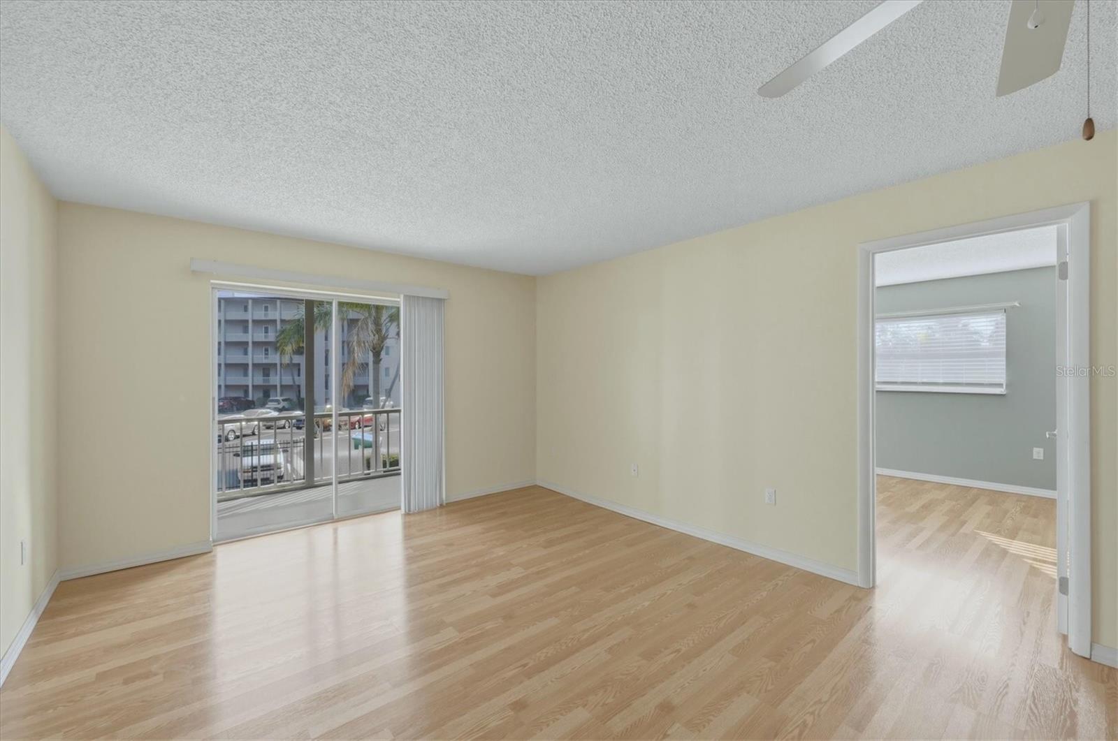 Image 11 of 41 For 4143 Heron Way 207 Bldg E