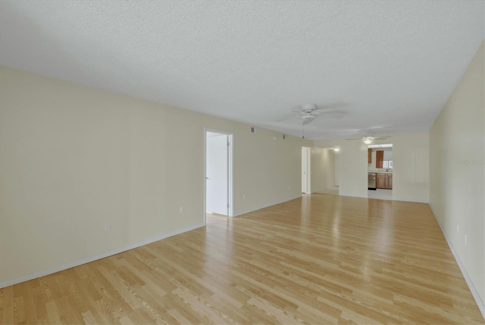 Image 12 of 41 For 4143 Heron Way 207 Bldg E