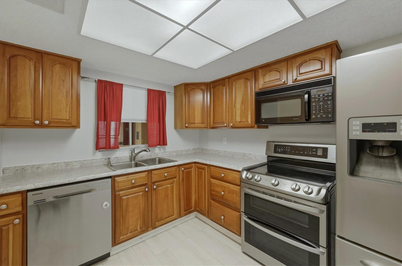 Image 17 of 41 For 4143 Heron Way 207 Bldg E