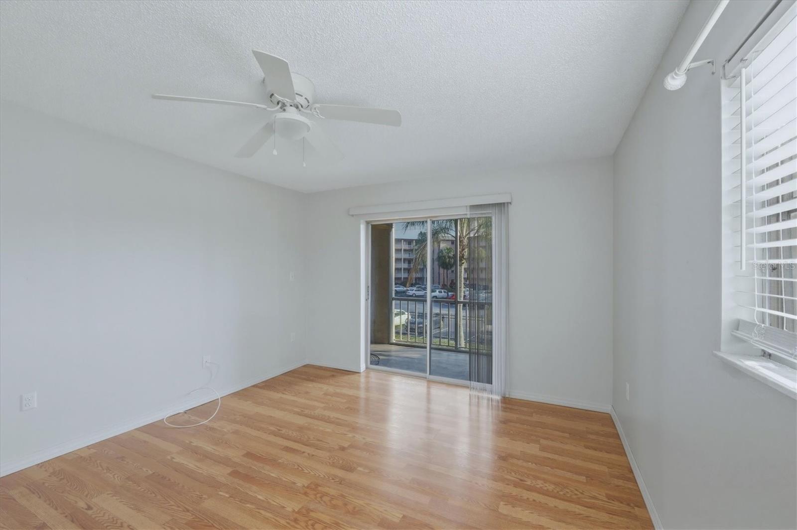 Image 19 of 41 For 4143 Heron Way 207 Bldg E