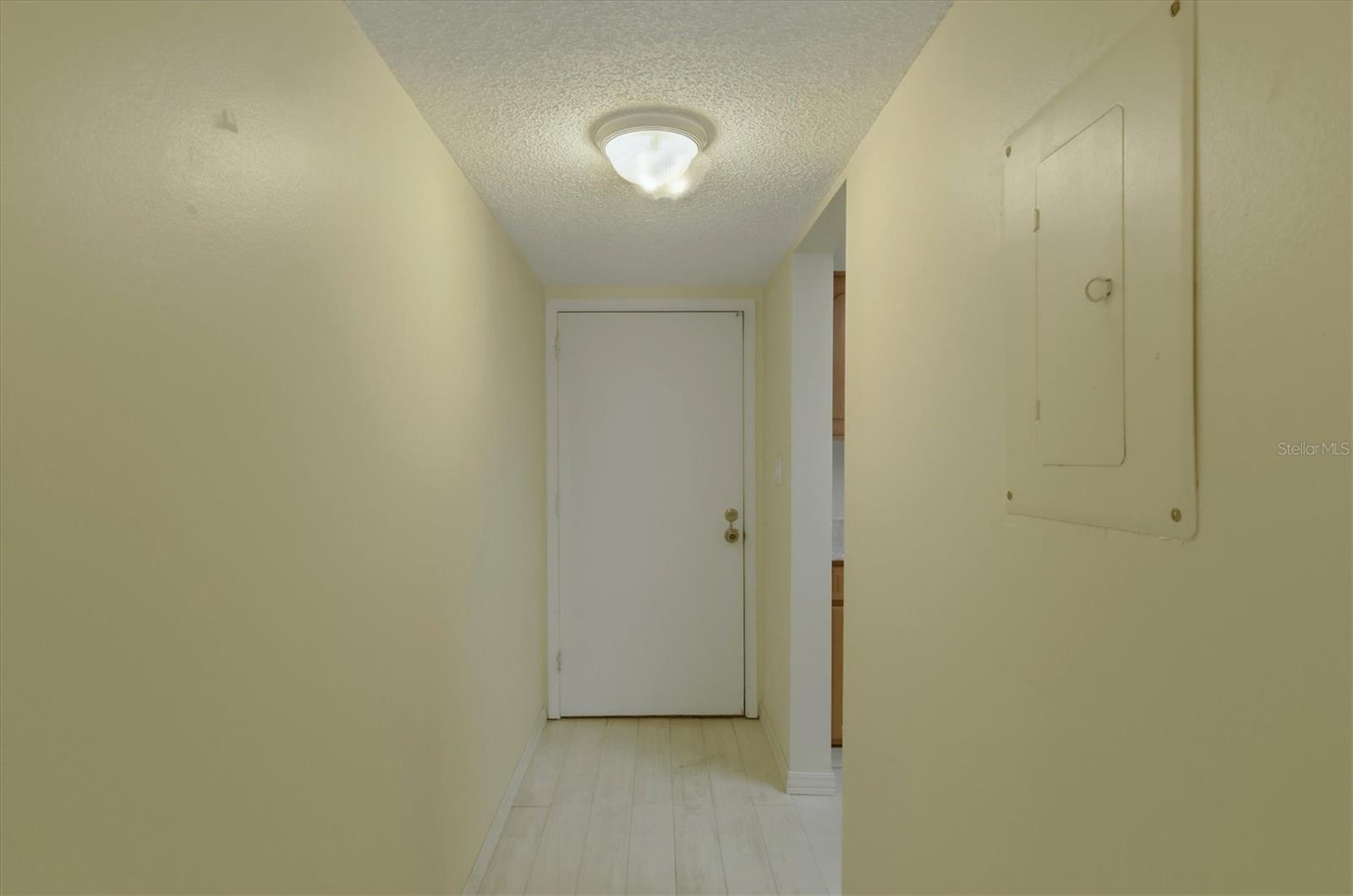 Image 6 of 41 For 4143 Heron Way 207 Bldg E