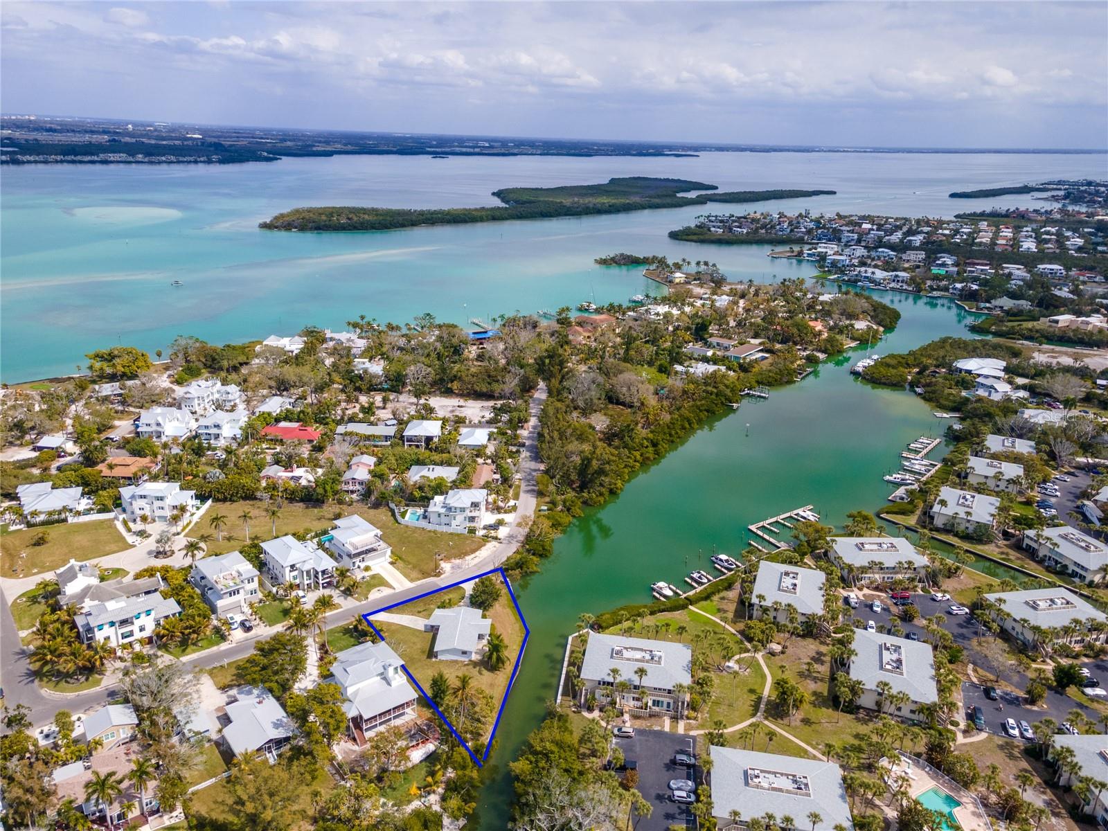 Image 17 of 37 For 6801 Longboat Drive S