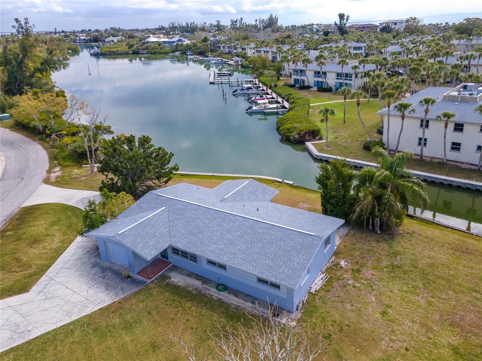 Image 9 of 37 For 6801 Longboat Drive S