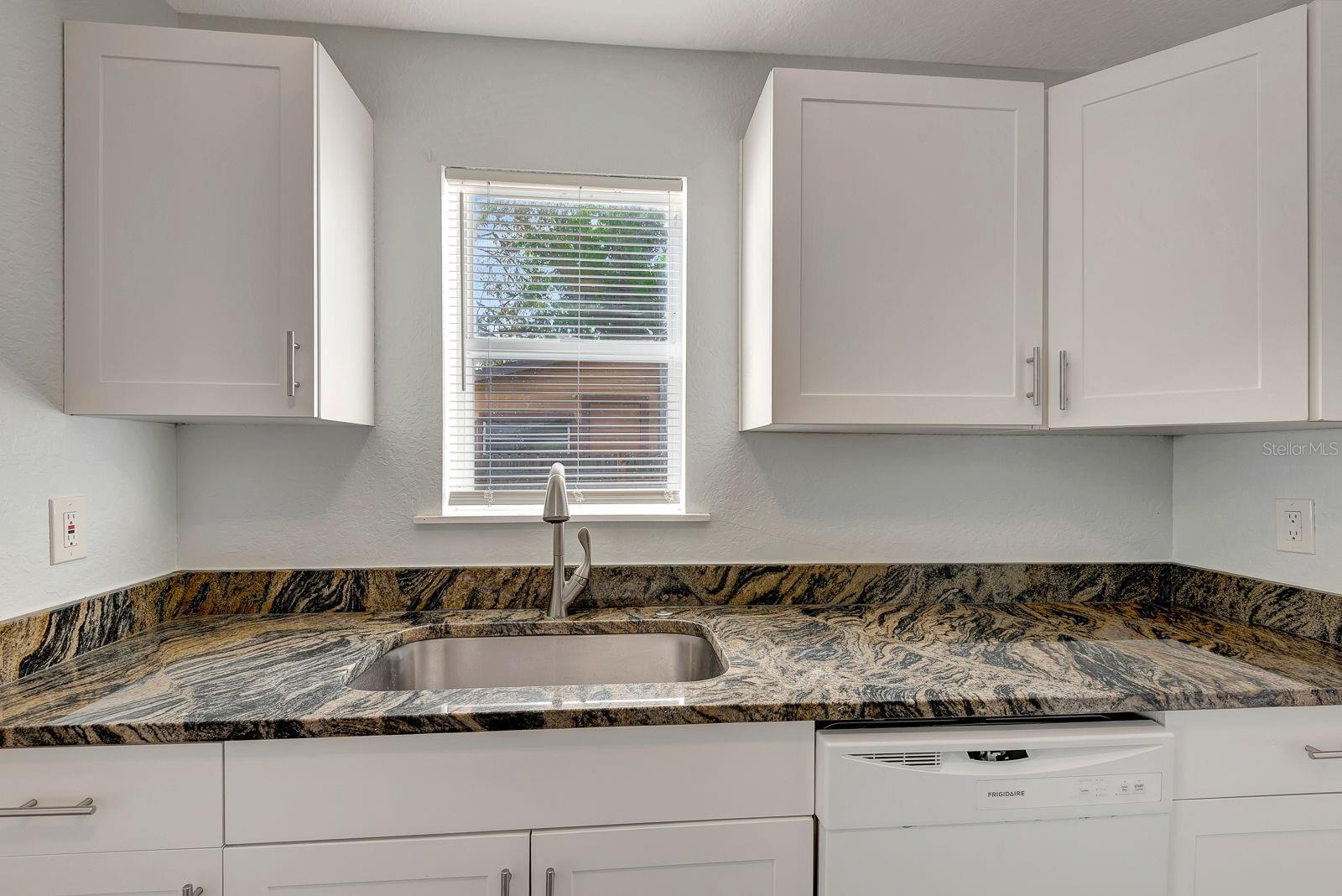 Image 11 of 56 For 3016 17th Street E