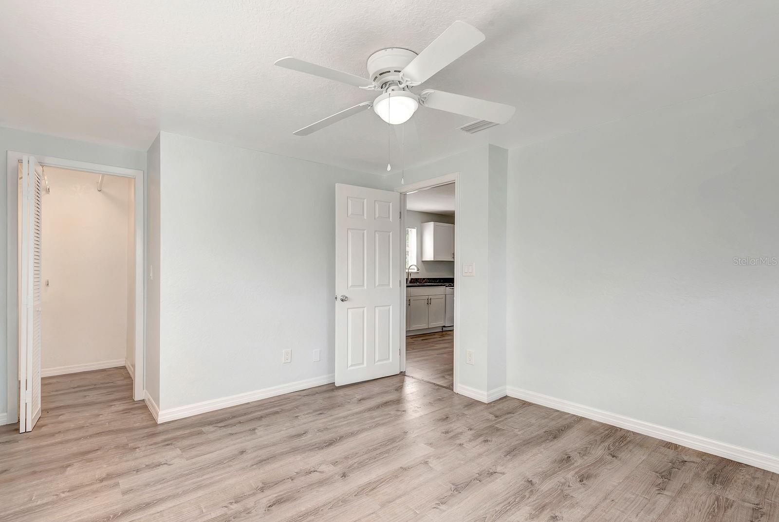 Image 21 of 56 For 3016 17th Street E