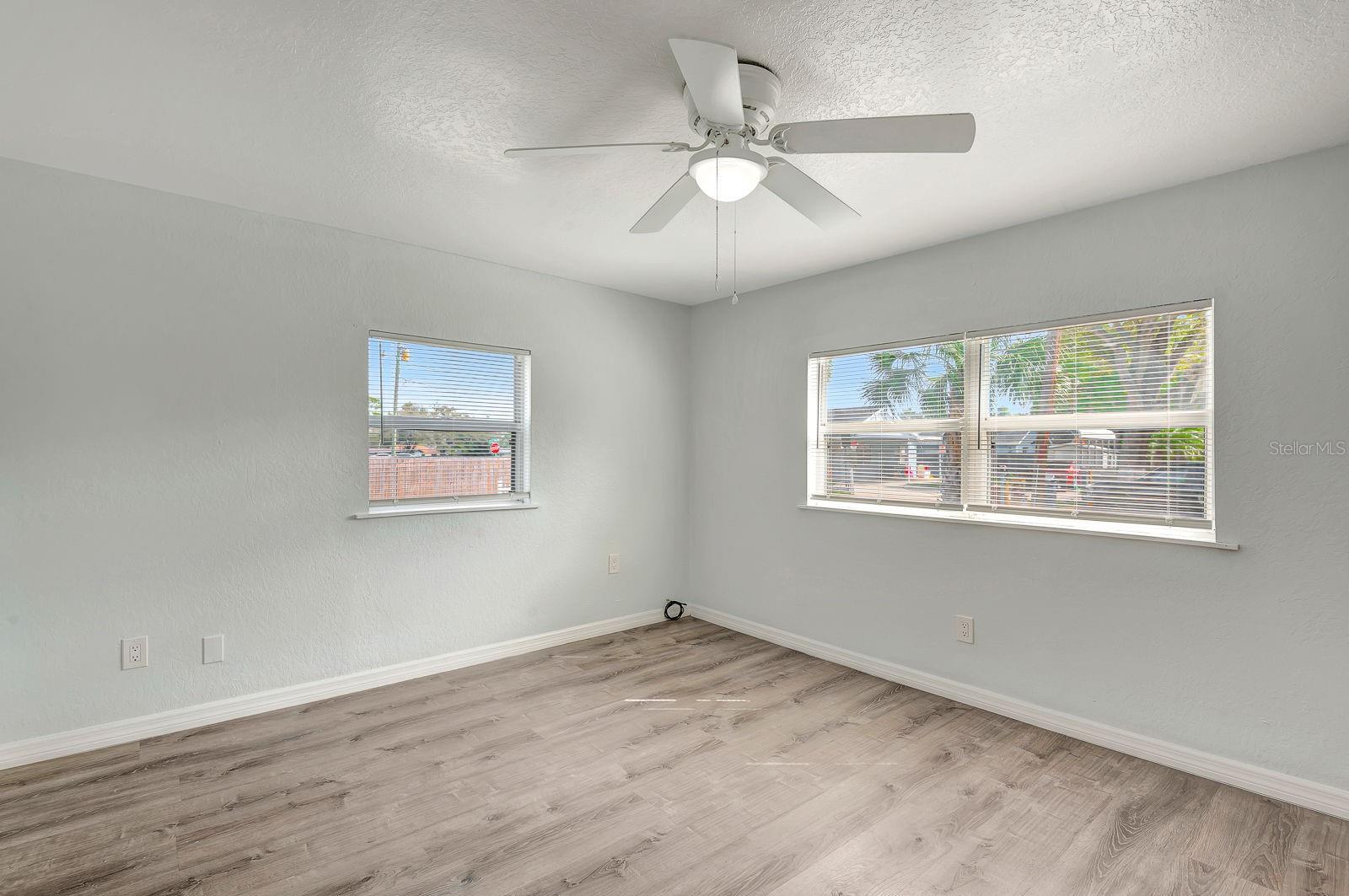 Image 24 of 56 For 3016 17th Street E