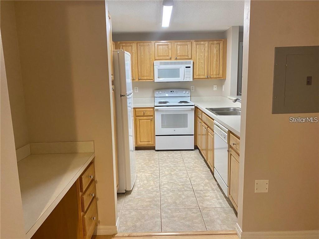 Image 3 of 19 For 5600 Bentgrass Drive 8-118