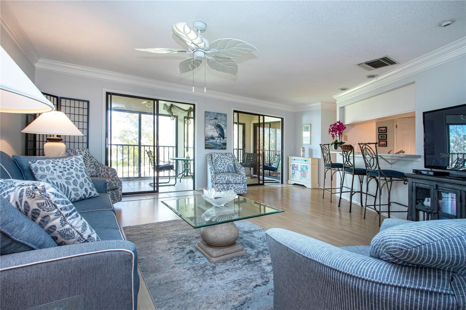 Image 18 of 60 For 4255 Gulf Drive 229