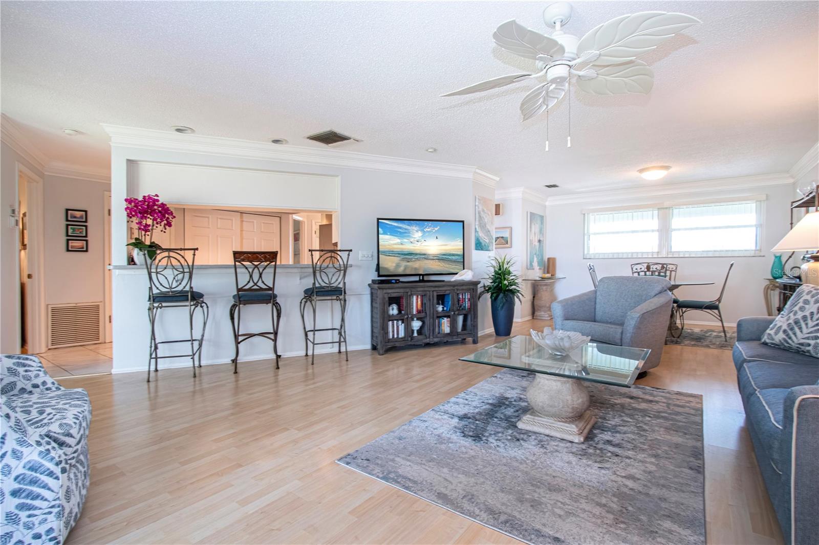 Image 22 of 60 For 4255 Gulf Drive 229