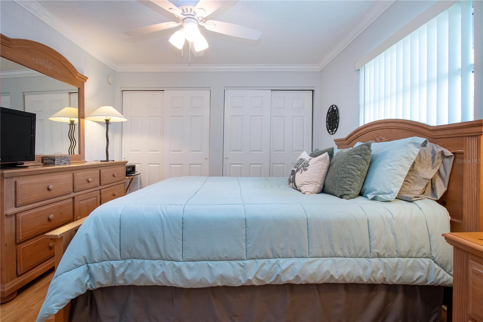 Image 40 of 60 For 4255 Gulf Drive 229