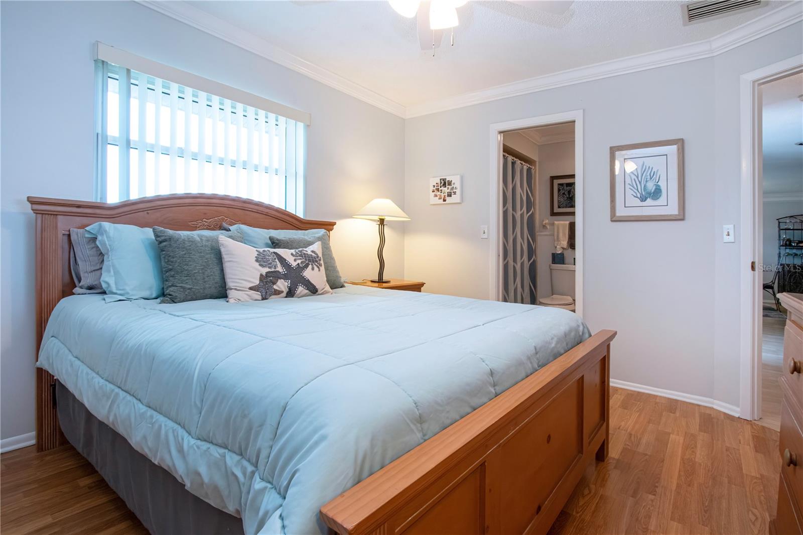 Image 41 of 60 For 4255 Gulf Drive 229