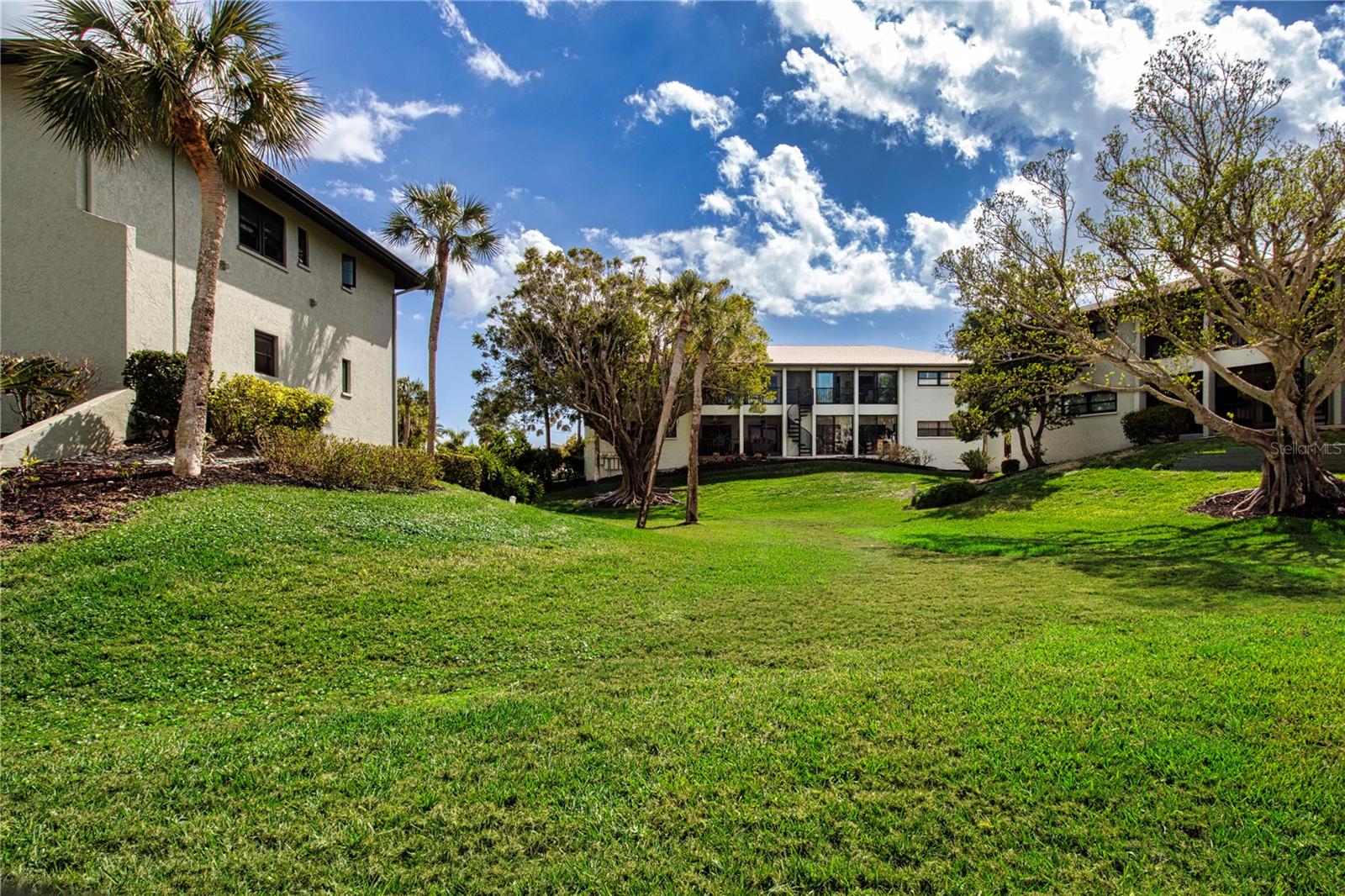 Image 54 of 60 For 4255 Gulf Drive 229